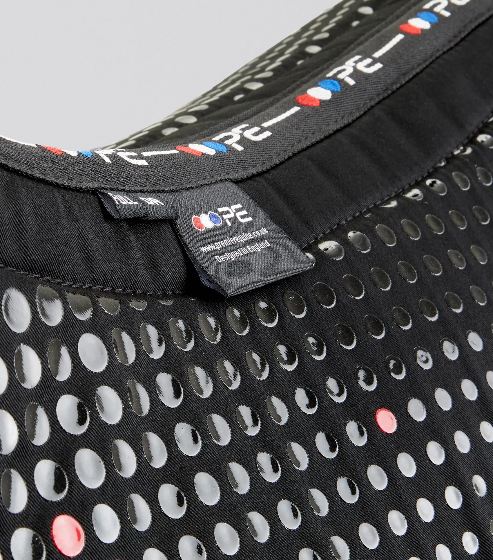 Close Contact Tech Grip Pro Anti-Slip Saddle Pad - Dressage Square Black