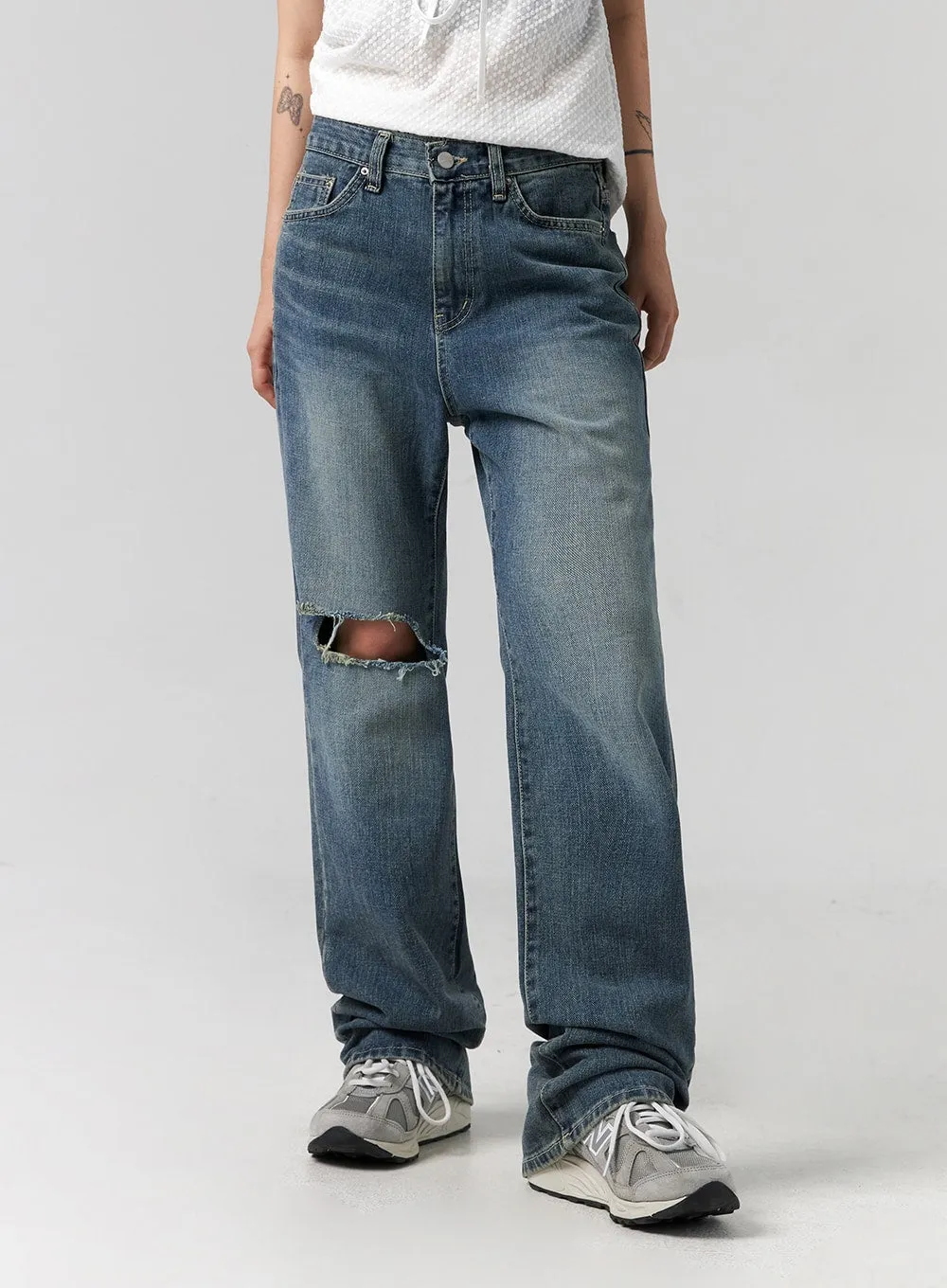 Distressed Washed Wide Leg Jeans CG316