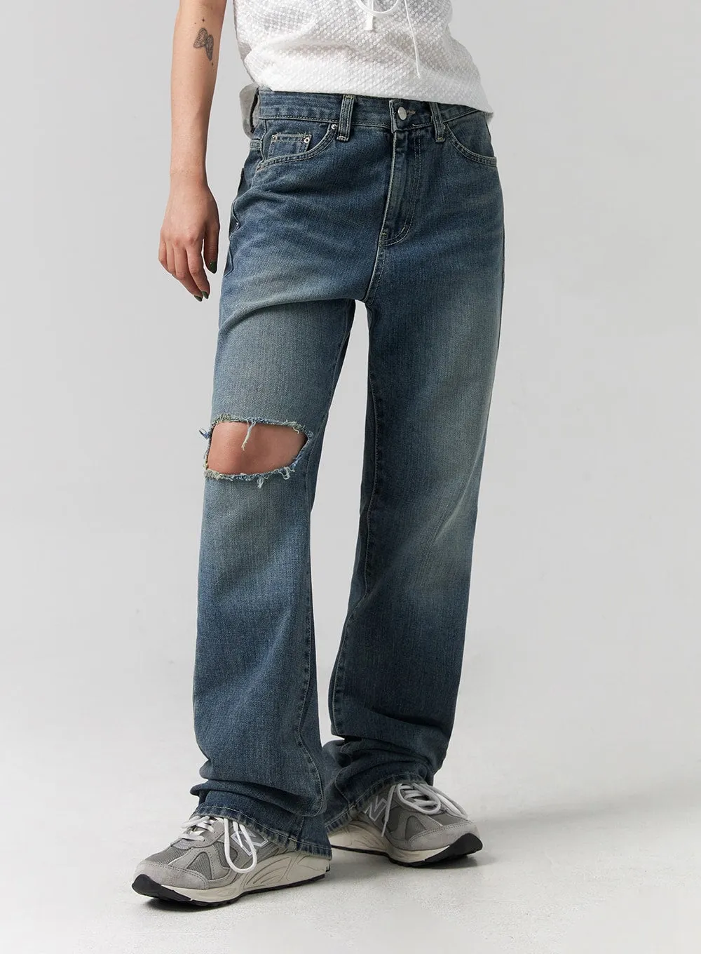 Distressed Washed Wide Leg Jeans CG316