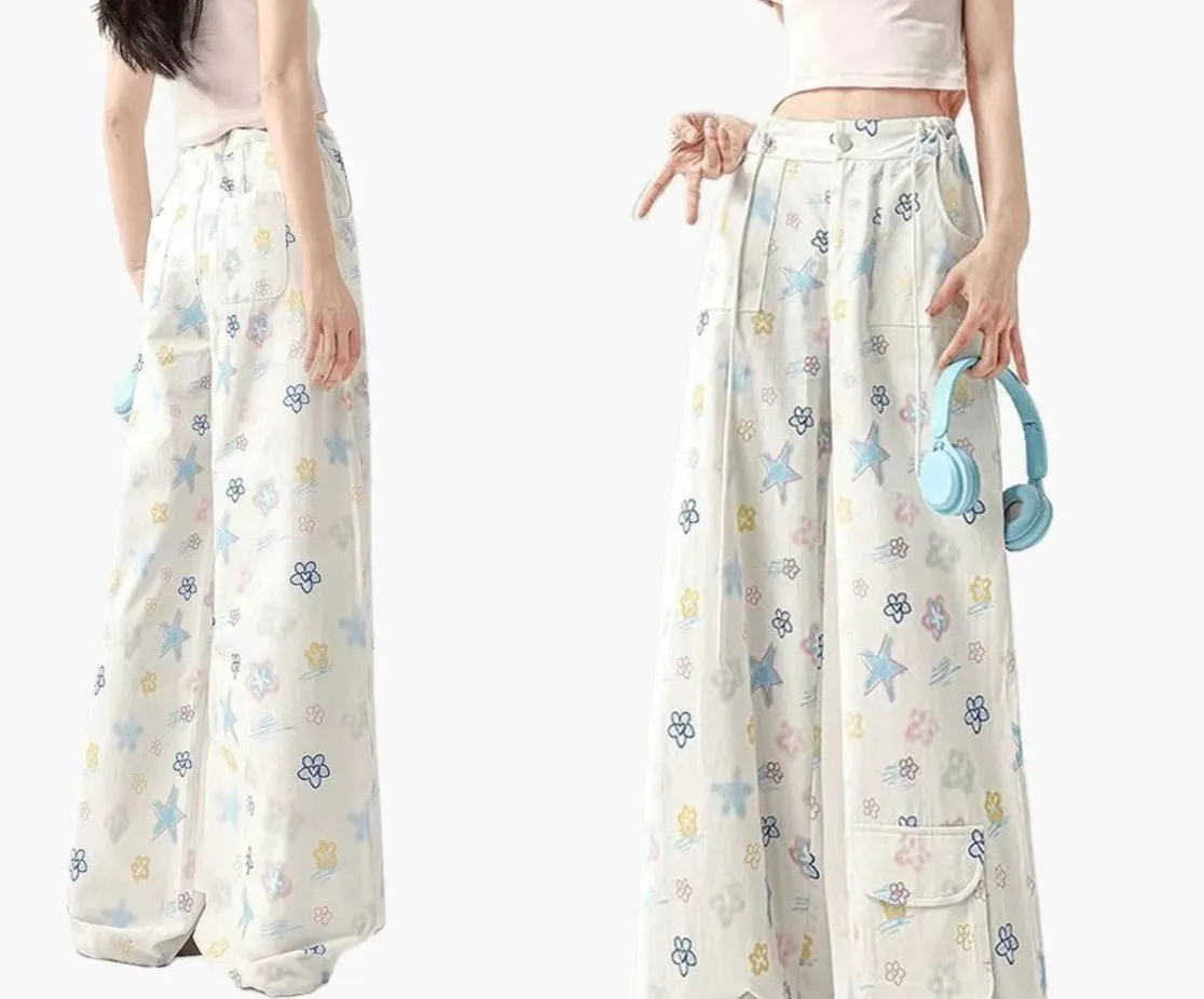 Flowers & Stars Wide-Leg Cargo Pants