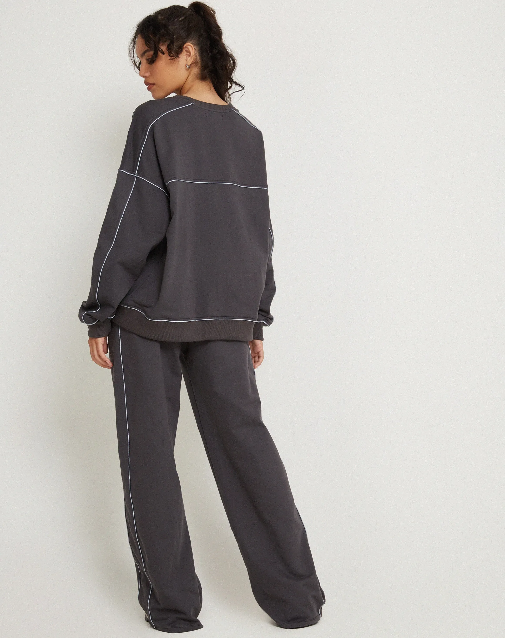 Imogen Sweatshirt in Beluga Grey