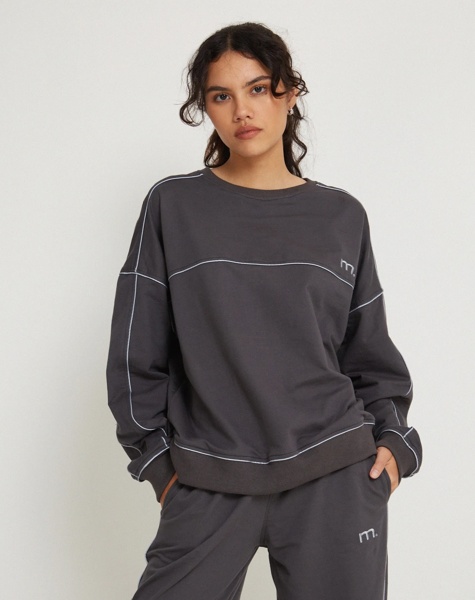 Imogen Sweatshirt in Beluga Grey