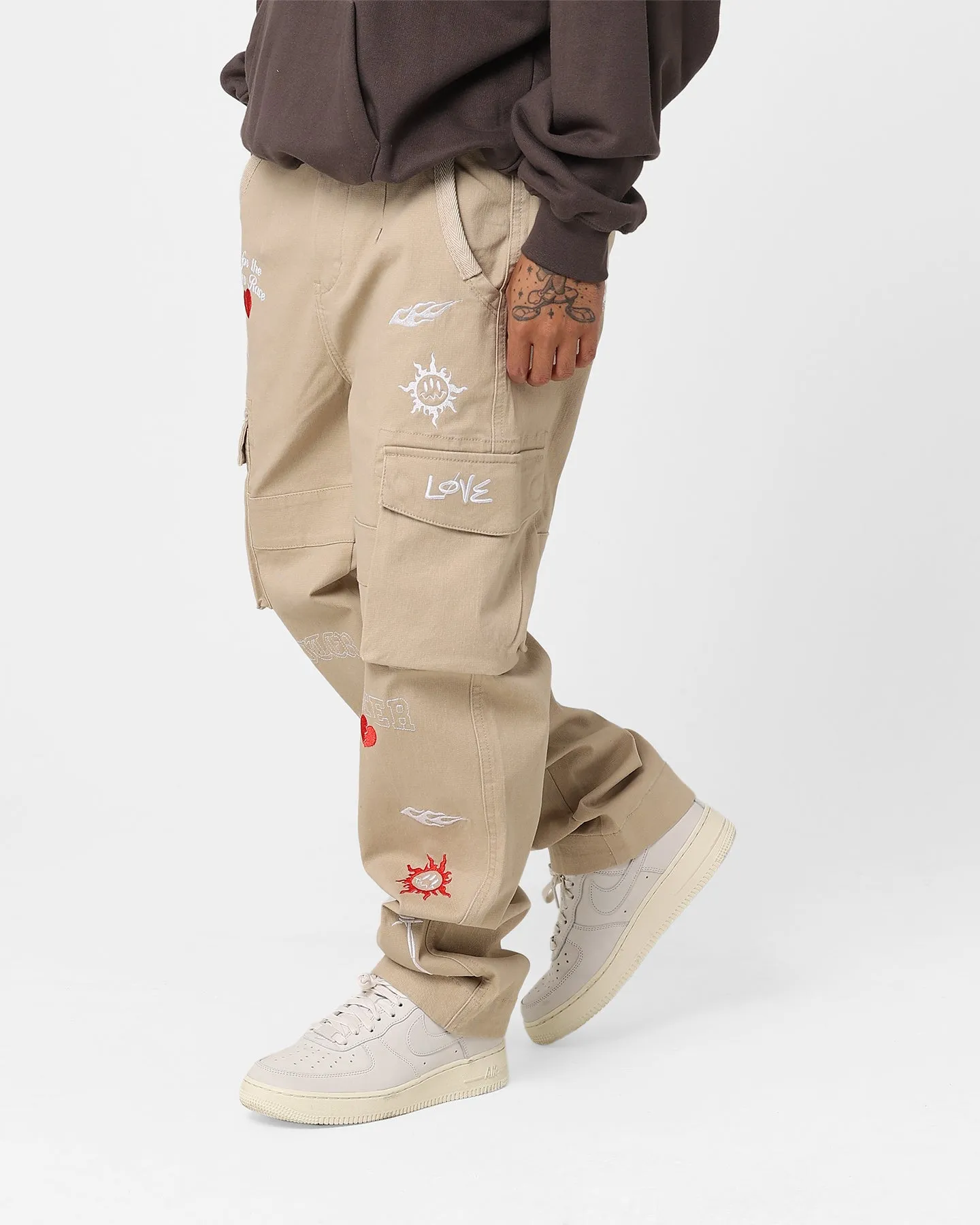 Loiter Sketch Cargo Pants Off White