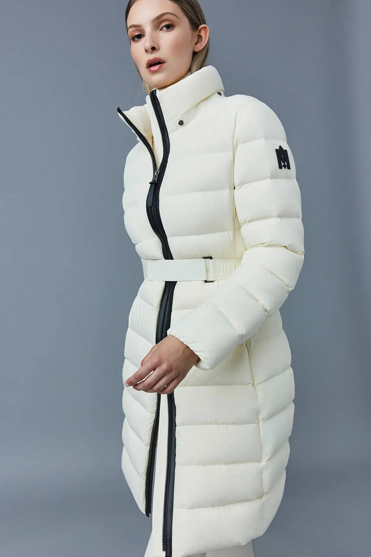 MACKAGE ASHLEY - Stretch Light Down With Removable Hood