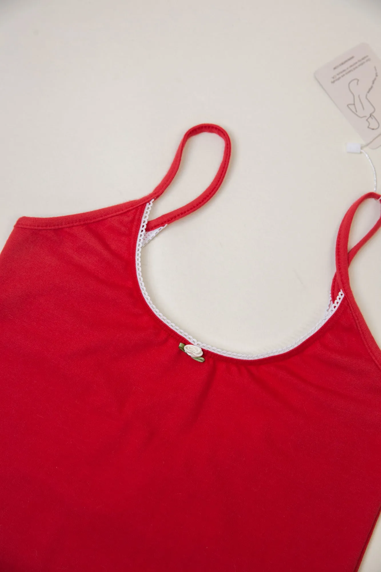 SCOOP BACK CAMI IN CHERRY