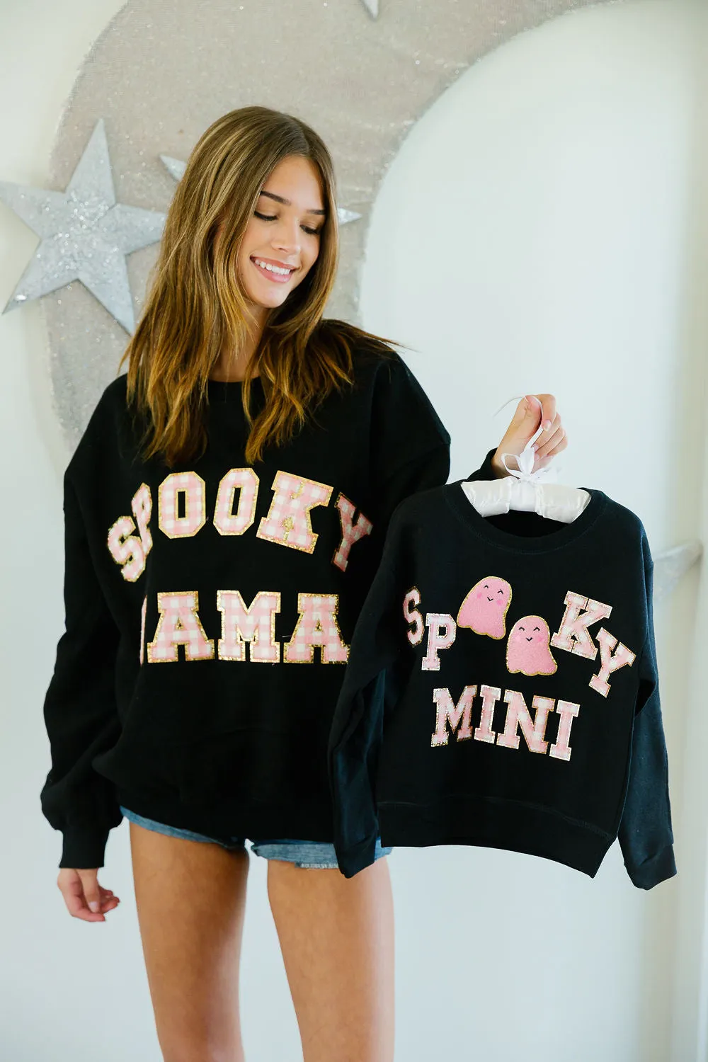 SPOOKY MAMA BLACK PULLOVER