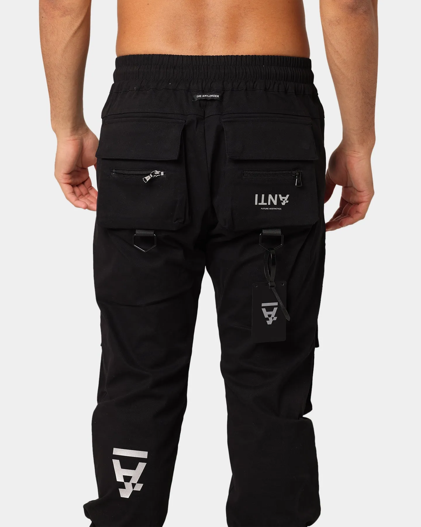 The Anti Order Reflective Jogger X Black/Reflective